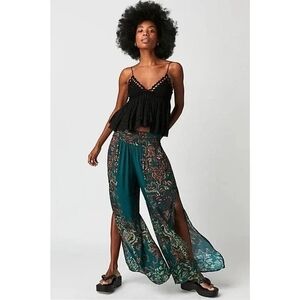 NWOT Free People Sweet Arrival Wide Leg Pants Medium